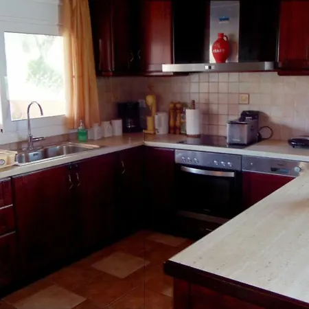 Holiday Mairy & Nik Country house